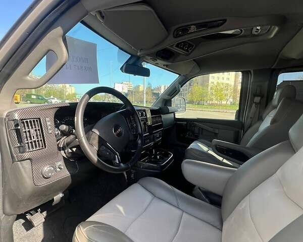 Сірий ДжіЕмСі Savana, об'ємом двигуна 5.97 л та пробігом 6 тис. км за 85000 $, фото 8 на Automoto.ua