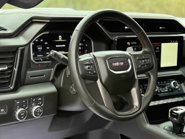 Білий ДжіЕмСі Sierra, об'ємом двигуна 6.2 л та пробігом 30 тис. км за 34000 $, фото 11 на Automoto.ua