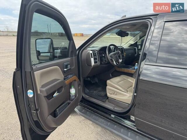 Черный ДжиЭмСи Сиерра, объемом двигателя 5.3 л и пробегом 130 тыс. км за 35600 $, фото 14 на Automoto.ua