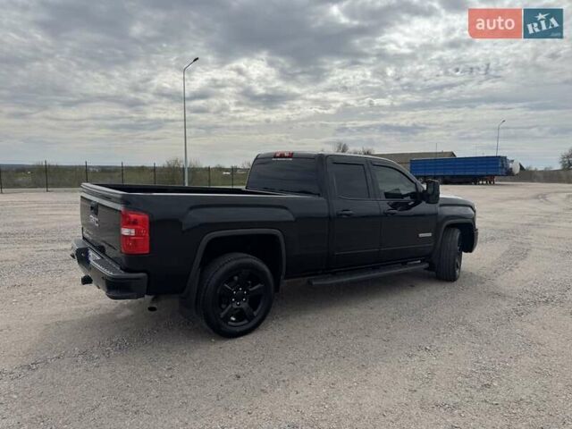 Черный ДжиЭмСи Сиерра, объемом двигателя 5.3 л и пробегом 130 тыс. км за 35600 $, фото 4 на Automoto.ua