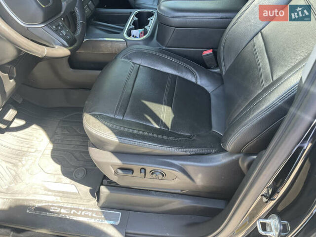 Чорний ДжіЕмСі Sierra, об'ємом двигуна 3 л та пробігом 124 тис. км за 55500 $, фото 11 на Automoto.ua