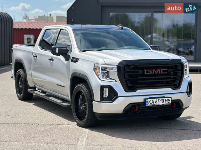 Сірий ДжіЕмСі Sierra, об'ємом двигуна 5.33 л та пробігом 44 тис. км за 47900 $, фото 3 на Automoto.ua