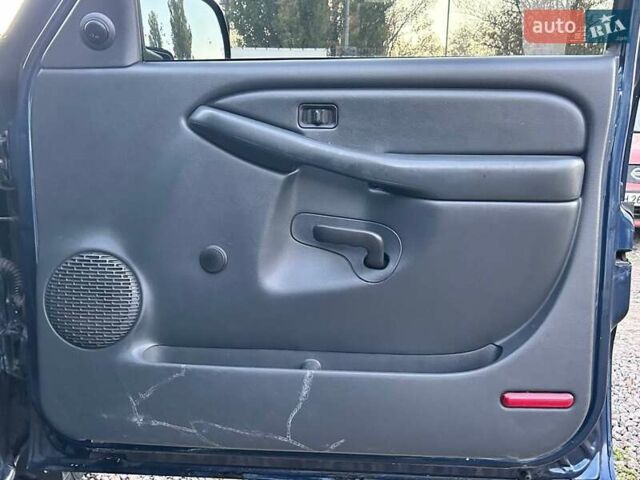 ДжиЭмСи Сиерра 2000 в Одессе на Automoto.ua Синий ДжиЭмСи Сиерра, объемом двигателя 4.29 л и пробегом 265 тыс. км за 5700 $, фото 21 на Automoto.ua