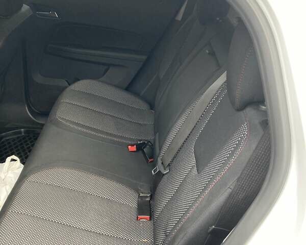 Белый ДжиЭмСи Террейн, объемом двигателя 2.38 л и пробегом 252 тыс. км за 7800 $, фото 18 на Automoto.ua