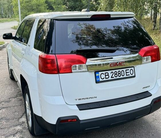 Белый ДжиЭмСи Террейн, объемом двигателя 2.4 л и пробегом 131 тыс. км за 9900 $, фото 1 на Automoto.ua