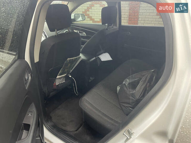 ДжиЭмСи Террейн 2016 в Днепре (Днепропетровске) на Automoto.ua Белый ДжиЭмСи Террейн, объемом двигателя 2.38 л и пробегом 170 тыс. км за 11800 $, фото 10 на Automoto.ua