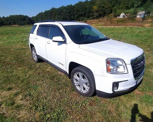 Белый ДжиЭмСи Террейн, объемом двигателя 2.38 л и пробегом 62 тыс. км за 15500 $, фото 3 на Automoto.ua