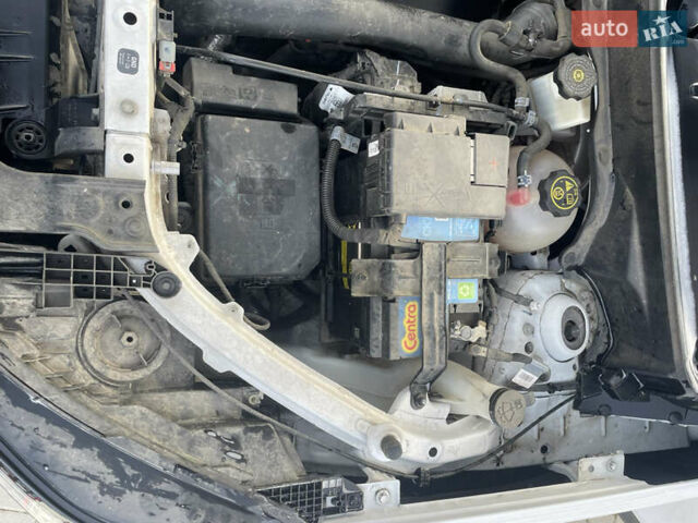 Белый ДжиЭмСи Террейн, объемом двигателя 2 л и пробегом 111 тыс. км за 19199 $, фото 31 на Automoto.ua