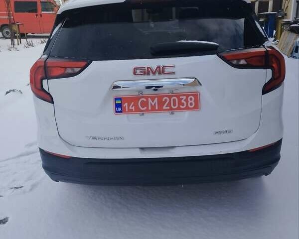Білий ДжіЕмСі Террейн, об'ємом двигуна 1.6 л та пробігом 235 тис. км за 17500 $, фото 4 на Automoto.ua