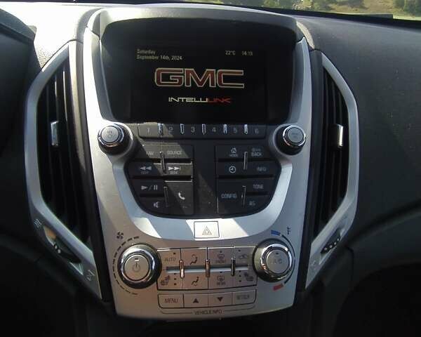 Белый ДжиЭмСи Террейн, объемом двигателя 2.38 л и пробегом 62 тыс. км за 15500 $, фото 9 на Automoto.ua