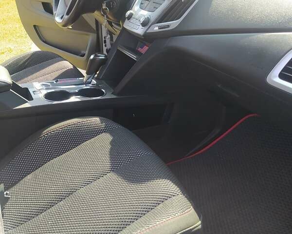 Белый ДжиЭмСи Террейн, объемом двигателя 2.38 л и пробегом 62 тыс. км за 15500 $, фото 5 на Automoto.ua