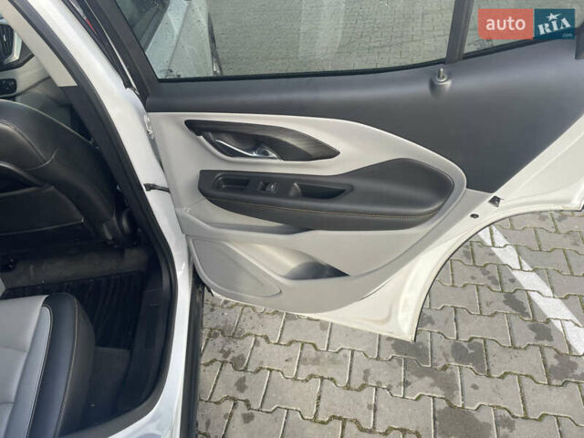 Белый ДжиЭмСи Террейн, объемом двигателя 2 л и пробегом 111 тыс. км за 19199 $, фото 16 на Automoto.ua