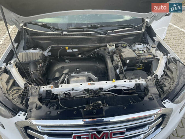 Белый ДжиЭмСи Террейн, объемом двигателя 2 л и пробегом 111 тыс. км за 19199 $, фото 29 на Automoto.ua