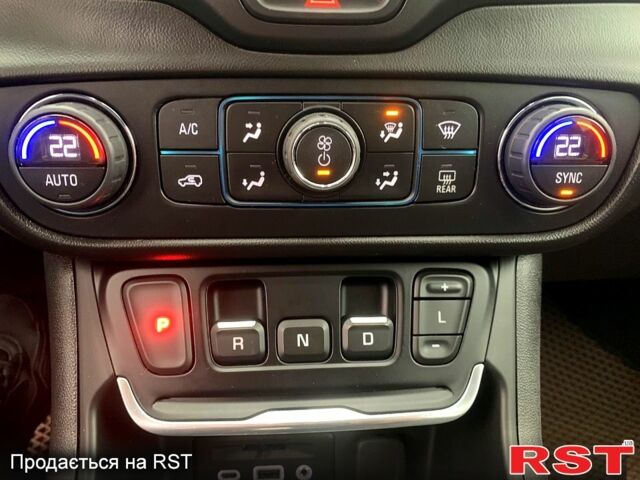 Білий ДжіЕмСі Террейн, об'ємом двигуна 1.5 л та пробігом 37 тис. км за 22500 $, фото 8 на Automoto.ua