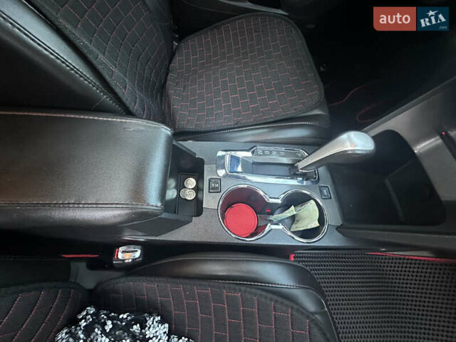 Чорний ДжіЕмСі Террейн, об'ємом двигуна 2.38 л та пробігом 145 тис. км за 12500 $, фото 17 на Automoto.ua