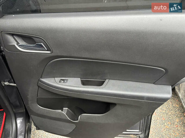 Серый ДжиЭмСи Террейн, объемом двигателя 2.38 л и пробегом 210 тыс. км за 10000 $, фото 7 на Automoto.ua