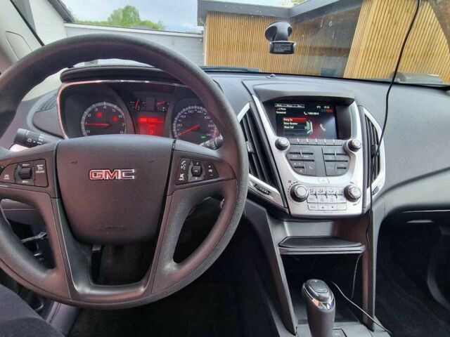 Серый ДжиЭмСи Террейн, объемом двигателя 2.4 л и пробегом 109 тыс. км за 10439 $, фото 11 на Automoto.ua