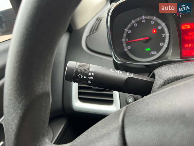 Серый ДжиЭмСи Террейн, объемом двигателя 2.38 л и пробегом 201 тыс. км за 11500 $, фото 16 на Automoto.ua