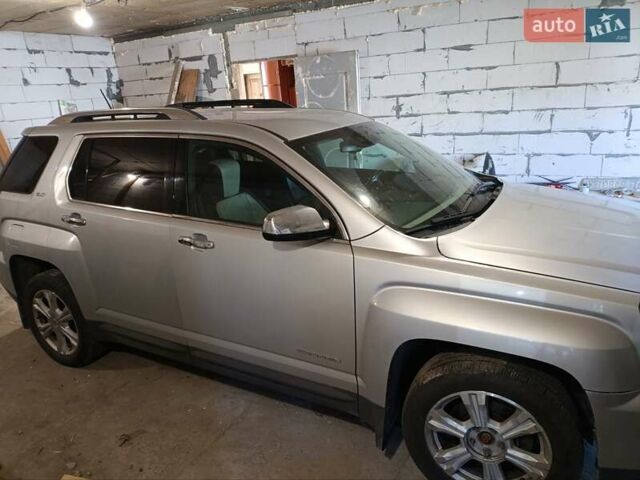 Серый ДжиЭмСи Террейн, объемом двигателя 2.38 л и пробегом 169 тыс. км за 11300 $, фото 4 на Automoto.ua