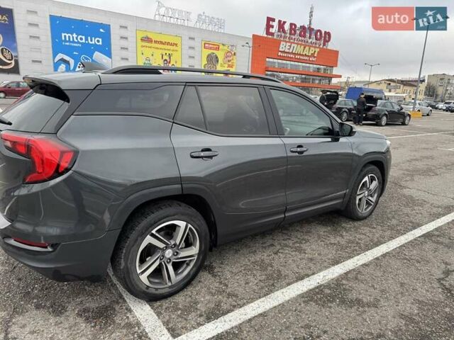 Серый ДжиЭмСи Террейн, объемом двигателя 1.6 л и пробегом 165 тыс. км за 17500 $, фото 2 на Automoto.ua