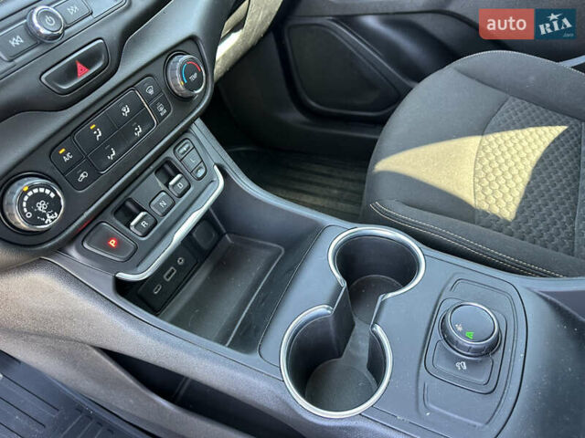 ДжиЭмСи Террейн 2019 в Киеве на Automoto.ua Серый ДжиЭмСи Террейн, объемом двигателя 1.49 л и пробегом 106 тыс. км за 15300 $, фото 9 на Automoto.ua