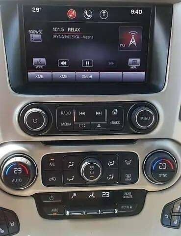 Белый ДжиЭмСи Юкон, объемом двигателя 6.16 л и пробегом 195 тыс. км за 25000 $, фото 9 на Automoto.ua