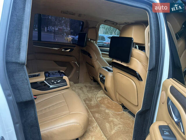 Білий ДжіЕмСі Yukon, об'ємом двигуна 6.16 л та пробігом 3 тис. км за 240000 $, фото 26 на Automoto.ua
