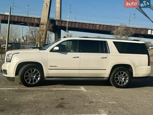 Бежевый ДжиЭмСи Юкон, объемом двигателя 6.2 л и пробегом 172 тыс. км за 25500 $, фото 1 на Automoto.ua