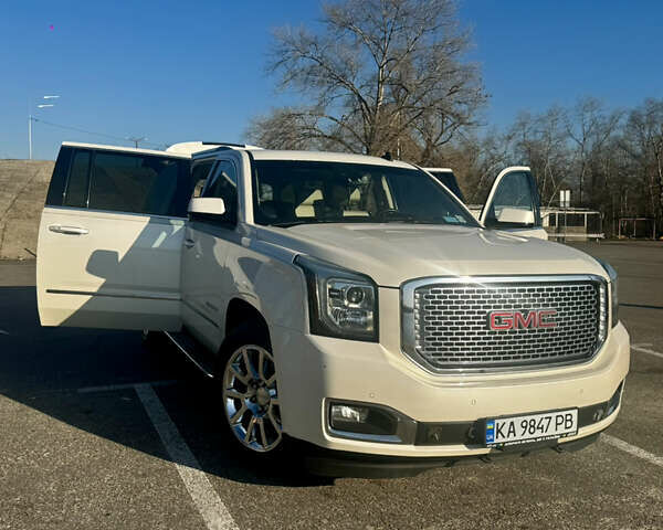 Бежевый ДжиЭмСи Юкон, объемом двигателя 6.2 л и пробегом 172 тыс. км за 25500 $, фото 20 на Automoto.ua