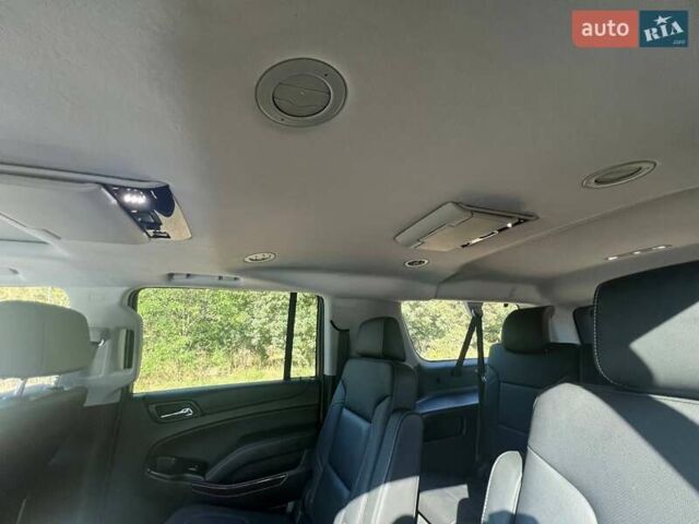 Черный ДжиЭмСи Юкон, объемом двигателя 5.33 л и пробегом 101 тыс. км за 50000 $, фото 7 на Automoto.ua