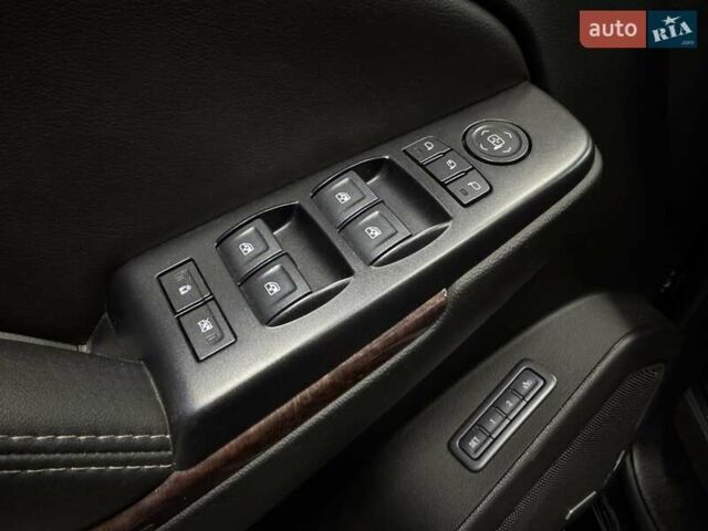 Черный ДжиЭмСи Юкон, объемом двигателя 5.3 л и пробегом 102 тыс. км за 40000 $, фото 38 на Automoto.ua