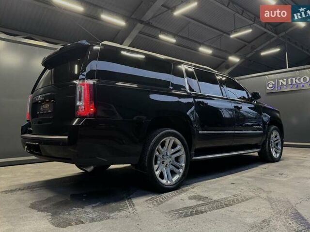 Черный ДжиЭмСи Юкон, объемом двигателя 5.3 л и пробегом 102 тыс. км за 40000 $, фото 14 на Automoto.ua