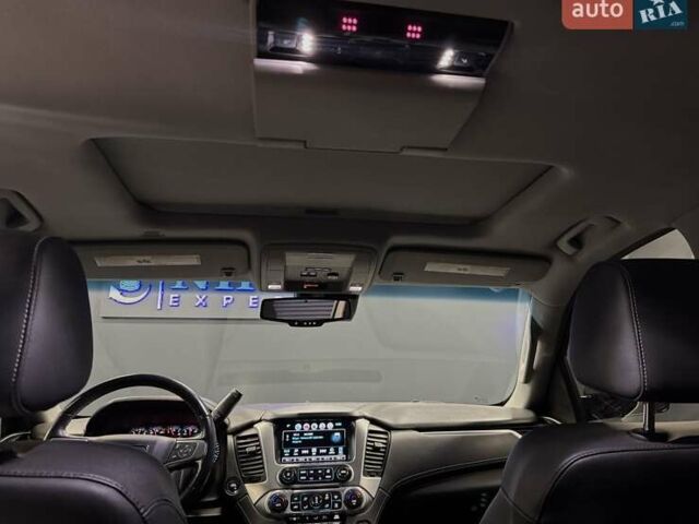 Черный ДжиЭмСи Юкон, объемом двигателя 5.3 л и пробегом 102 тыс. км за 40000 $, фото 33 на Automoto.ua