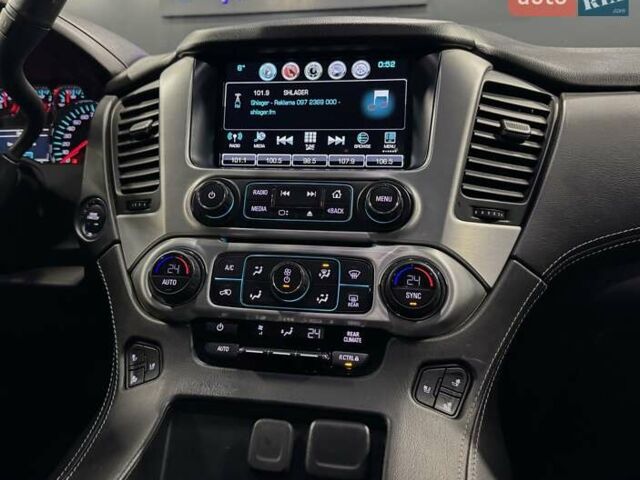 Черный ДжиЭмСи Юкон, объемом двигателя 5.3 л и пробегом 102 тыс. км за 40000 $, фото 29 на Automoto.ua