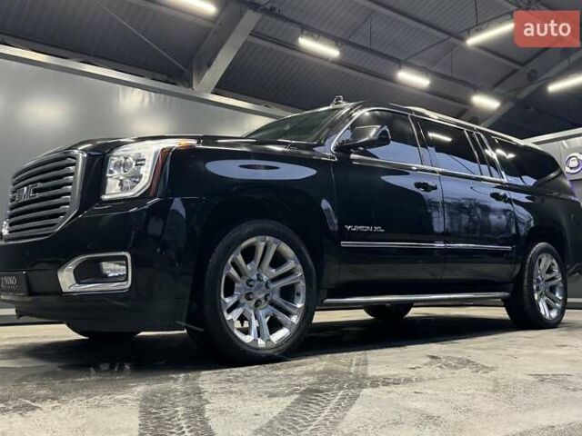 Черный ДжиЭмСи Юкон, объемом двигателя 5.3 л и пробегом 102 тыс. км за 40000 $, фото 6 на Automoto.ua