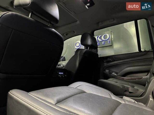 Черный ДжиЭмСи Юкон, объемом двигателя 5.3 л и пробегом 102 тыс. км за 40000 $, фото 34 на Automoto.ua