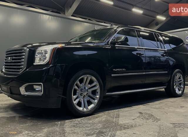 Черный ДжиЭмСи Юкон, объемом двигателя 5.3 л и пробегом 102 тыс. км за 40000 $, фото 5 на Automoto.ua