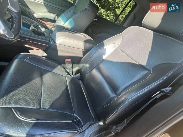 Черный ДжиЭмСи Юкон, объемом двигателя 5.33 л и пробегом 101 тыс. км за 50000 $, фото 8 на Automoto.ua