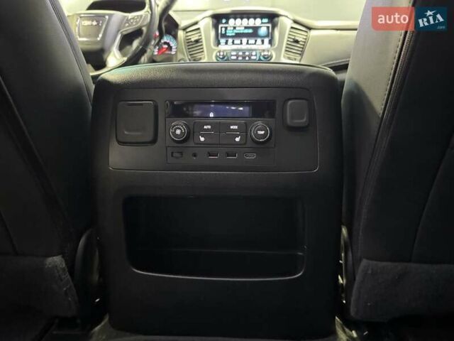 Черный ДжиЭмСи Юкон, объемом двигателя 5.3 л и пробегом 102 тыс. км за 40000 $, фото 36 на Automoto.ua