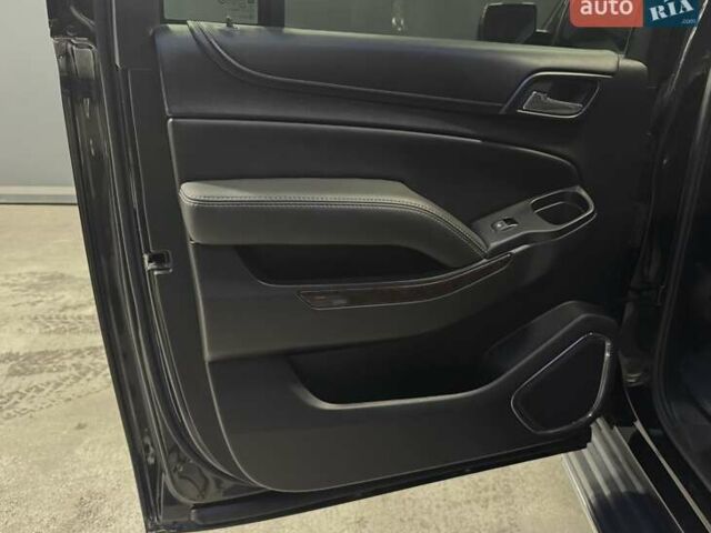 Черный ДжиЭмСи Юкон, объемом двигателя 5.3 л и пробегом 102 тыс. км за 40000 $, фото 39 на Automoto.ua