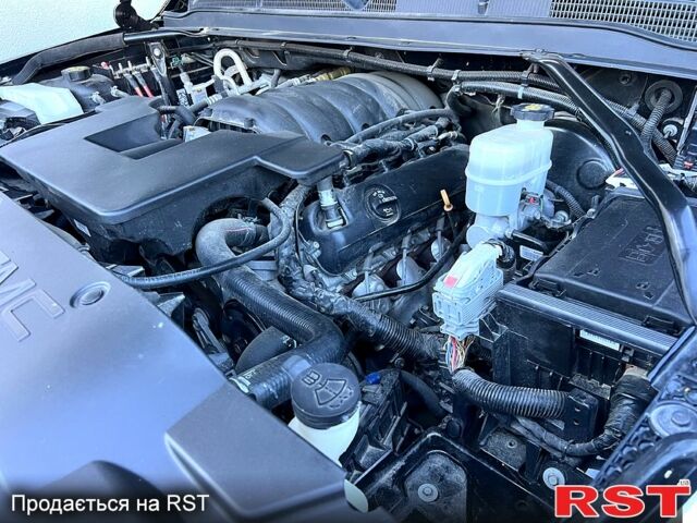 Черный ДжиЭмСи Юкон, объемом двигателя 6.2 л и пробегом 78 тыс. км за 70000 $, фото 11 на Automoto.ua