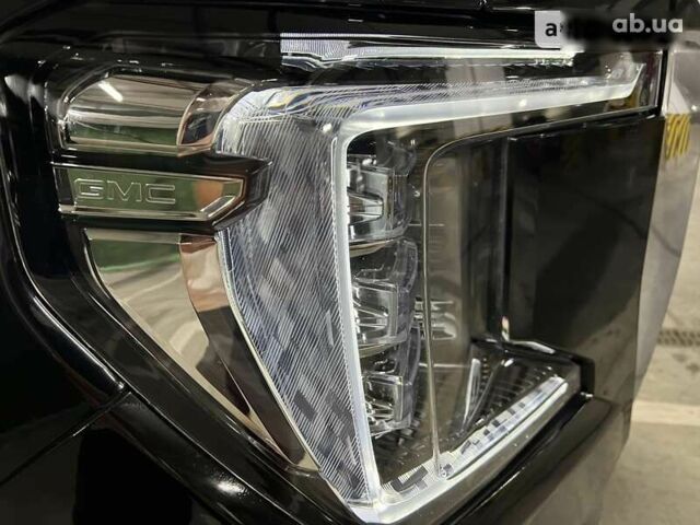 ДжиЭмСи Юкон, объемом двигателя 6.2 л и пробегом 7 тыс. км за 219000 $, фото 3 на Automoto.ua