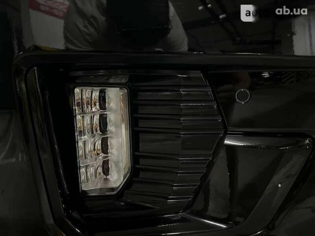 ДжиЭмСи Юкон, объемом двигателя 6.2 л и пробегом 7 тыс. км за 219000 $, фото 2 на Automoto.ua