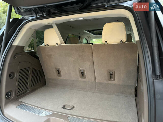 Сірий ДжіЕмСі Yukon, об'ємом двигуна 6.16 л та пробігом 30 тис. км за 83500 $, фото 76 на Automoto.ua