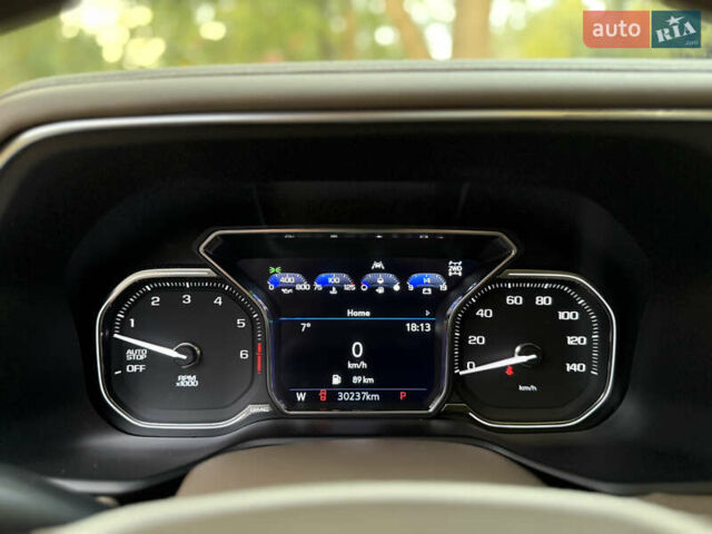 Сірий ДжіЕмСі Yukon, об'ємом двигуна 6.16 л та пробігом 30 тис. км за 83500 $, фото 46 на Automoto.ua