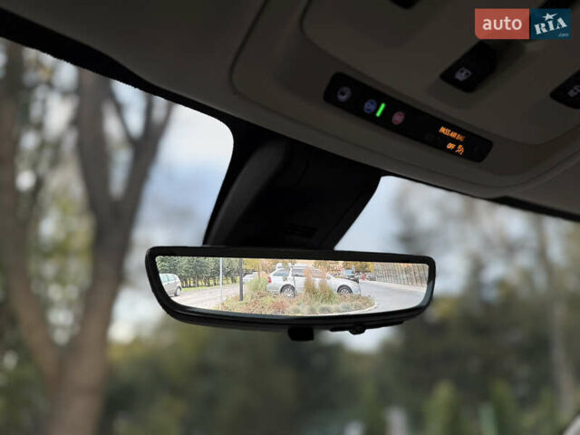 Сірий ДжіЕмСі Yukon, об'ємом двигуна 6.16 л та пробігом 30 тис. км за 83500 $, фото 59 на Automoto.ua