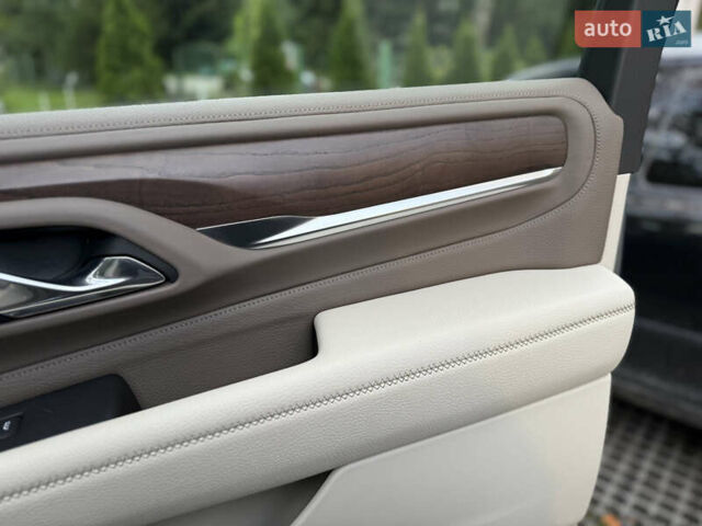 Сірий ДжіЕмСі Yukon, об'ємом двигуна 6.16 л та пробігом 30 тис. км за 83500 $, фото 85 на Automoto.ua