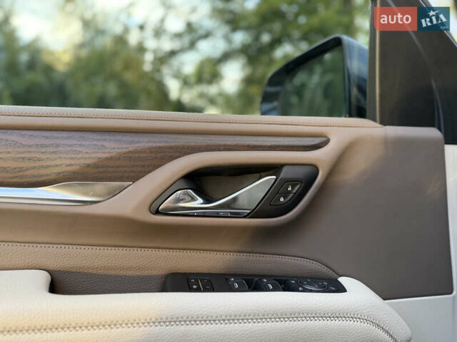 Сірий ДжіЕмСі Yukon, об'ємом двигуна 6.16 л та пробігом 30 тис. км за 83500 $, фото 34 на Automoto.ua