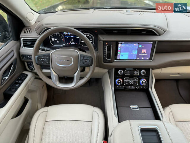 Сірий ДжіЕмСі Yukon, об'ємом двигуна 6.16 л та пробігом 30 тис. км за 83500 $, фото 72 на Automoto.ua
