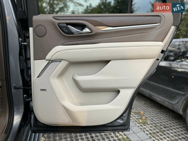 Сірий ДжіЕмСі Yukon, об'ємом двигуна 6.16 л та пробігом 30 тис. км за 83500 $, фото 79 на Automoto.ua